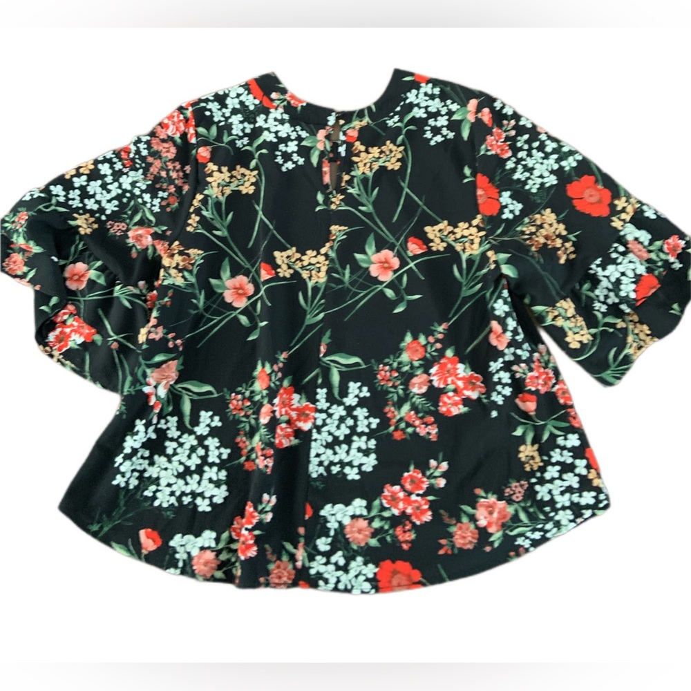 Woman’s Floral Top